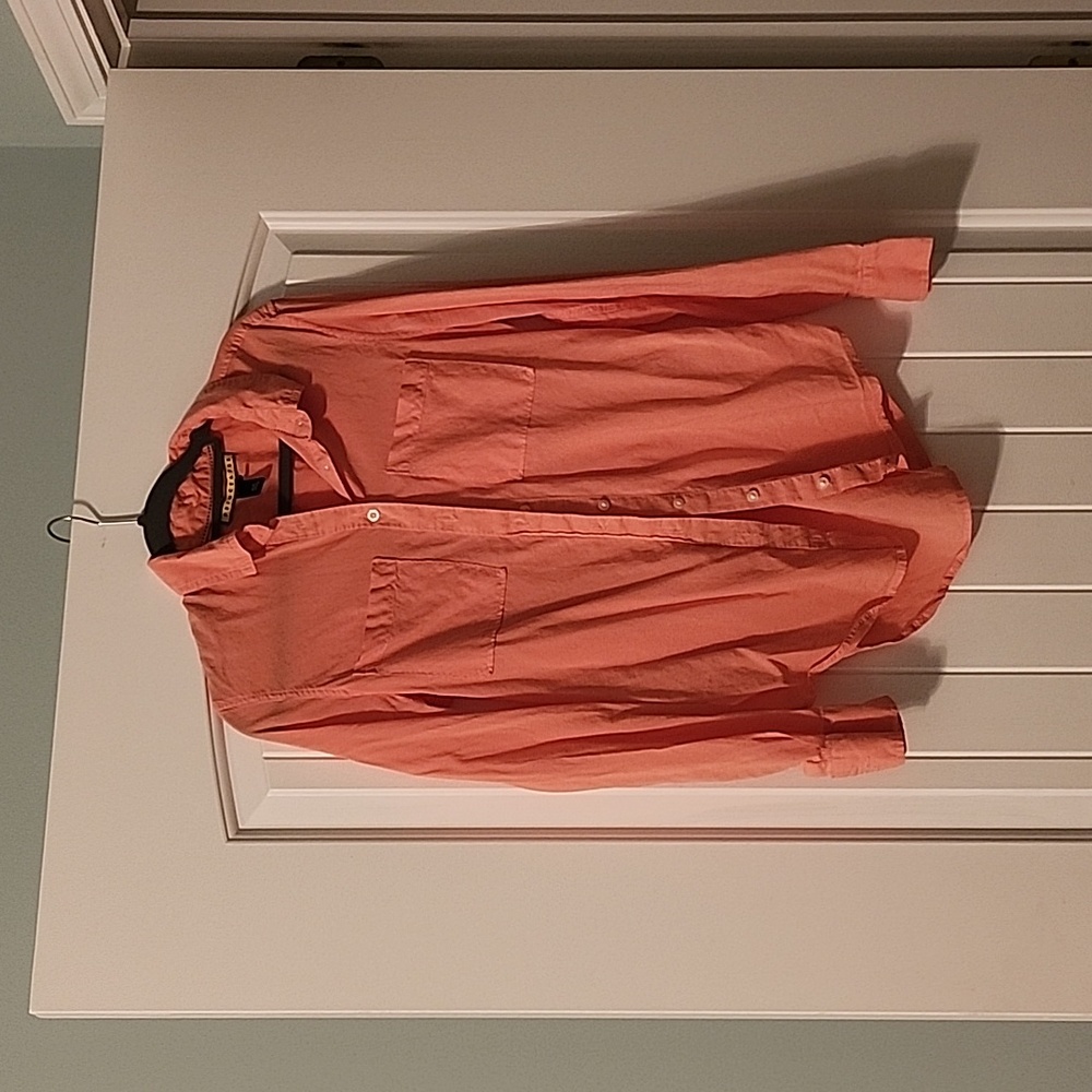 Long sleeve button up shirt